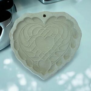 Brown Bag Cookie Art Quilted Heart Stamped Baking Mold Press Hill Design 1988